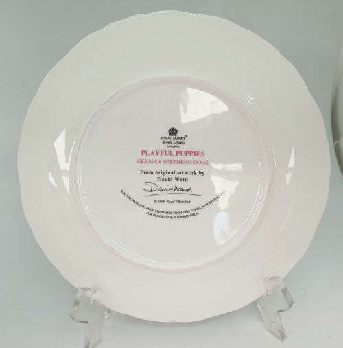 1995 Royal Albert Plate 'Playful Puppies 'Origanal Artwork By David Ward