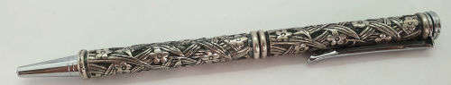 Vintage (Non-magnetic) Metal Ballpoint Pen (No Name) with a Cross Refill -  Black ink still Ok
