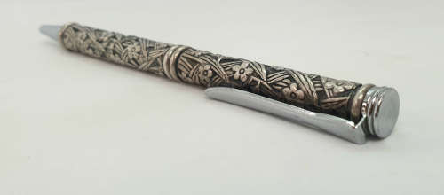 Vintage (Non-magnetic) Metal Ballpoint Pen (No Name) with a Cross Refill -  Black ink still Ok