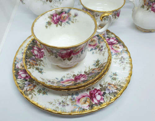 Royal Albert Bone China England Autumn Roses "Tea for Two" set - Missing a Cup