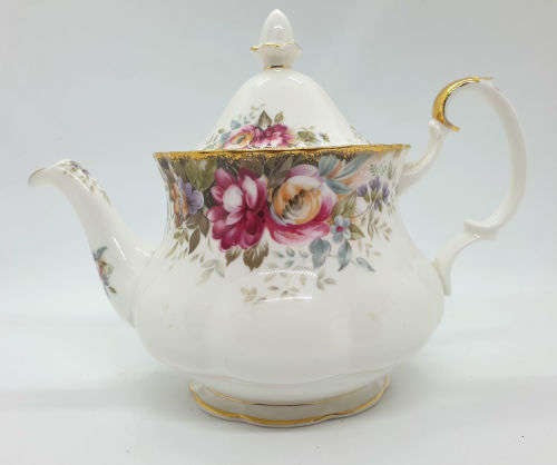 Royal Albert Bone China England Autumn Roses "Tea for Two" set - Missing a Cup