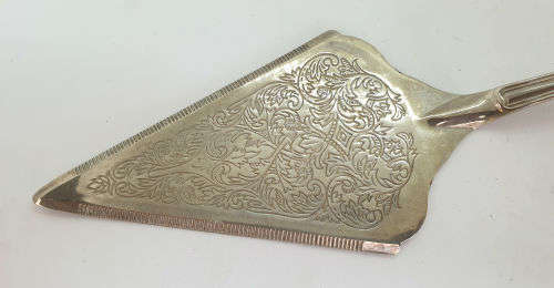 Large Vintage Silver Plated Kings Pattern Cake Server - a Beautiful Solid Piece  305mm