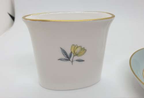 Vintage ROYAL WORCESTER Bone China Vase and small tray - Made in England
