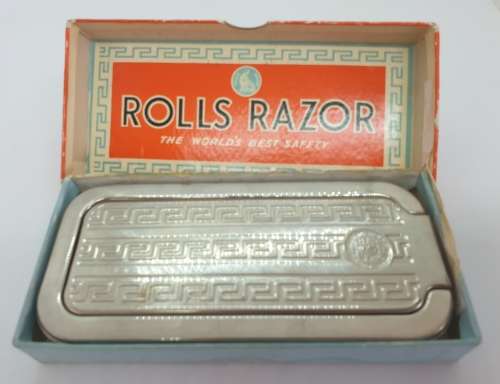 Antique 1920`s Rolls Imperial Razor no 2  in Nickel plated metal sharpening case -in original box