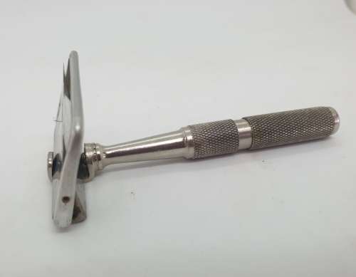 Antique 1920`s Rolls Imperial Razor no 2  in Nickel plated metal sharpening case -in original box