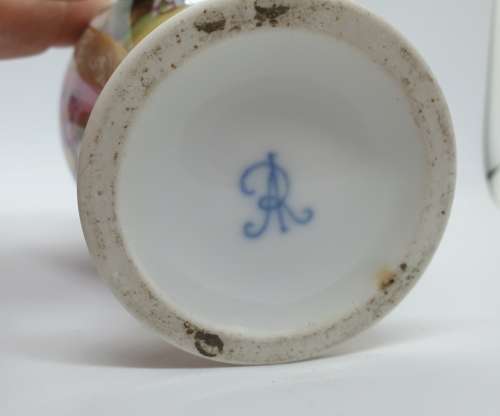 Antique 19th//20th Century Helena Wolfsohn Porcelain Vase 170x95mm - Meissen porcelain mark "AR"