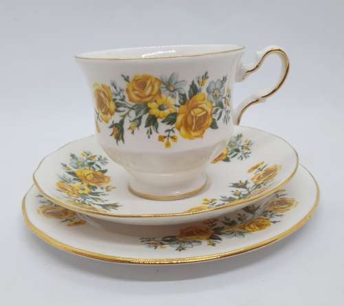 Vintage Royal Vale Trio`s Bone China A 57 9 Made in England -7 Available