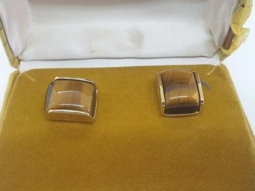 Vintage 22kt Hardgold Clad (SAA )Tiger Eye Cufflings in origanal box by Tivoli-untarnishable
