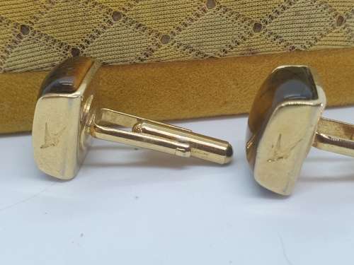 Vintage 22kt Hardgold Clad (SAA )Tiger Eye Cufflings in origanal box by Tivoli-untarnishable