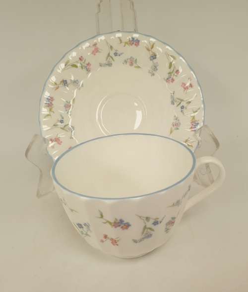 1983 Royal Worcester Duo 'Forget me not Meridian House International Ball 1985' 12 Available