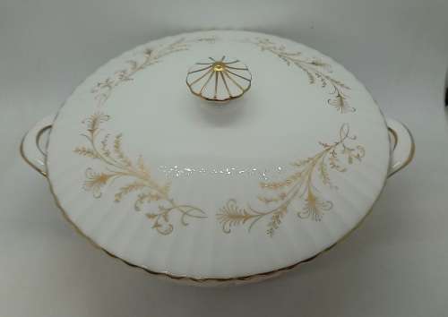 Vintage Paragon Lafayette Tureen- By appointment  to the Queen- Mint condition 3 available