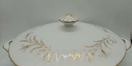 Vintage Paragon Lafayette Tureen- By appointment  to the Queen- Mint condition 3 available
