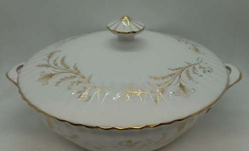 Vintage Paragon Lafayette Tureen- By appointment  to the Queen- Mint condition 3 available
