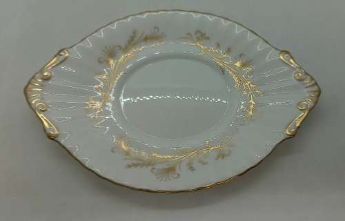 Vintage Paragon Lafayette Gravy Boat and saucer- By appointment  to the Queen- Mint condition