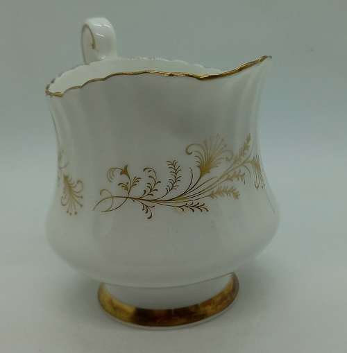 Vintage Paragon Lafayette Creamer- By appointment  to the Queen- Mint condition 2 available