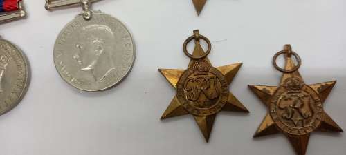 Set of 5 Full size WW2 Medals not engraved only one star has engraving on