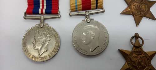 Set of 5 Full size WW2 Medals not engraved only one star has engraving on