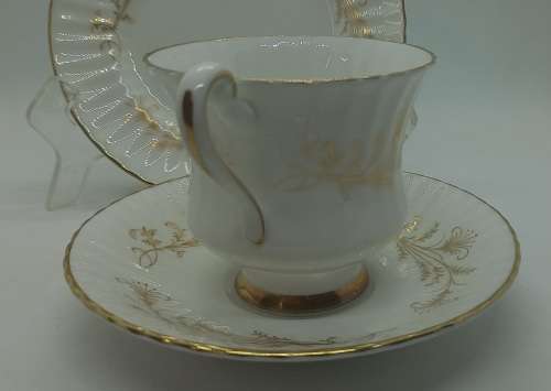 Vintage Paragon Lafayette Tea Trio- By appointment  to the Queen- - 11 available