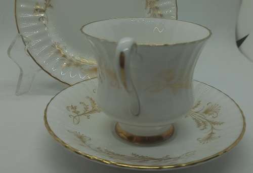 Vintage Paragon Lafayette Tea Trio- By appointment  to the Queen- - 11 available