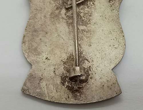 Vintage Orangia pin badge - Vryheid-Geduld en Moed Immigratie  33x26mm