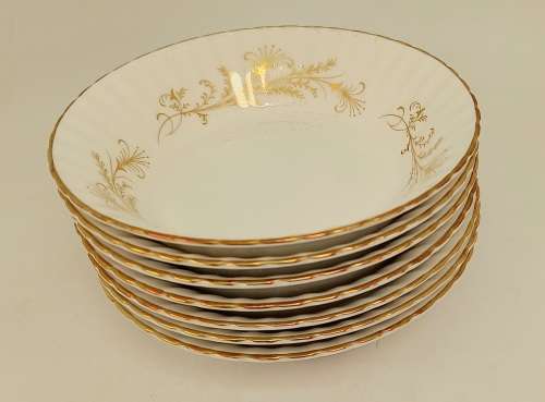 Vintage Paragon Lafayette Dessert Bowl- By appointment  to the Queen- Mint condition 10 available