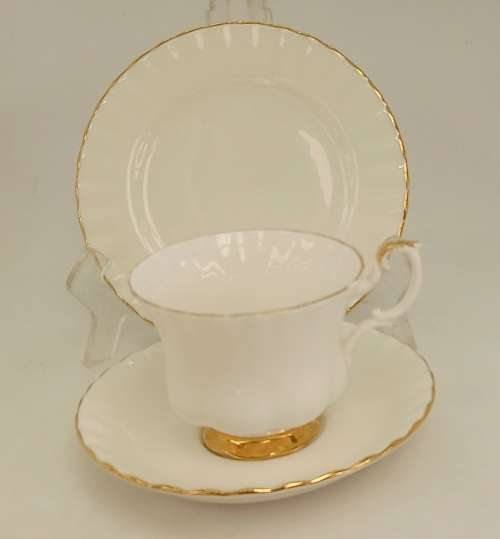 Vintage Royal Albert Val D'or -Tea Trio - (The Cup ear was repaired )