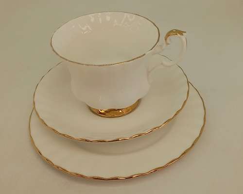Vintage Royal Albert Val D'or -Tea Trio - (The Cup ear was repaired )
