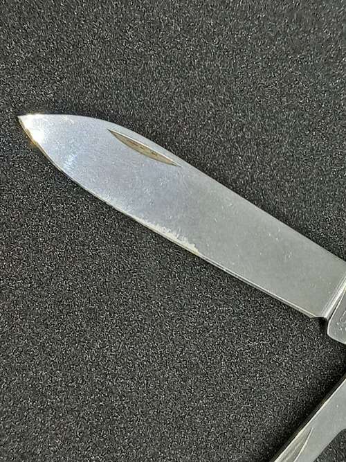 Vintage Victorinox Swiss Army OFFICIER SUISSE pocket knife- Branded