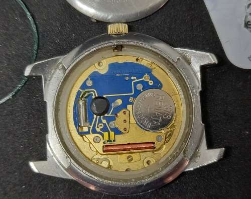 Vintage Mens TISSOT 1835 PR50 Quartz Model J3/6/476K - Working New battery -needs a new seal