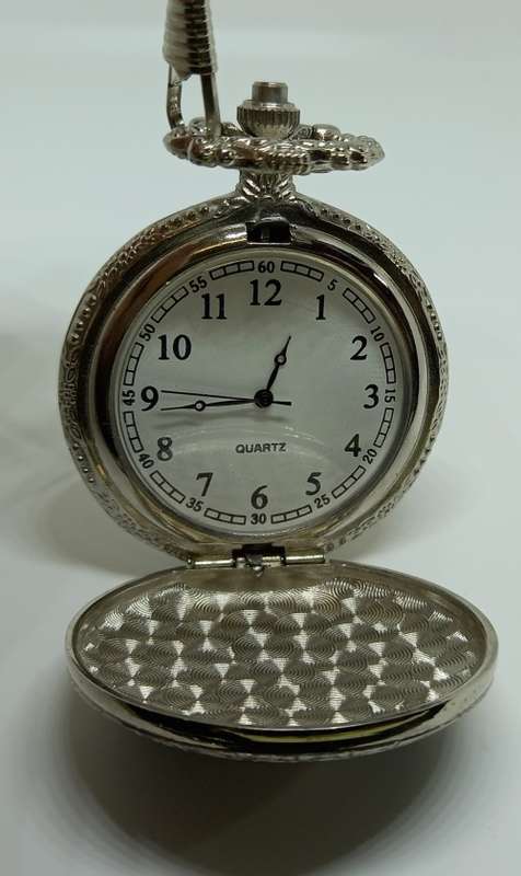 Costume Quarts pocket Watch on chain Face=45x70mm 12mm thick - Working
