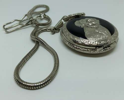 Costume Quarts pocket Watch on chain Face=45x70mm 12mm thick - Working
