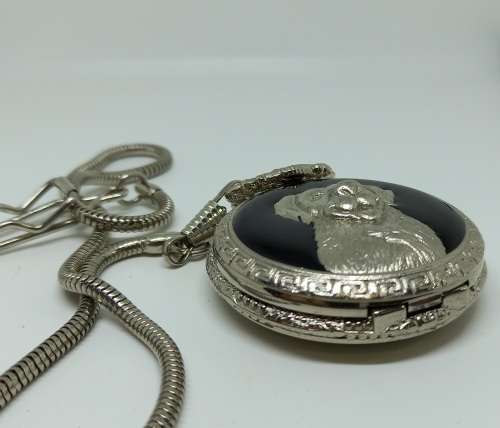 Costume Quarts pocket Watch on chain Face=45x70mm 12mm thick - Working
