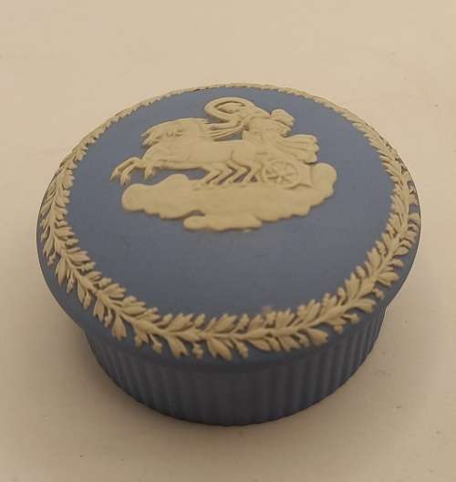 Vintage Wedgwood Jasperware Trinket Box- 40x75mm Made in England