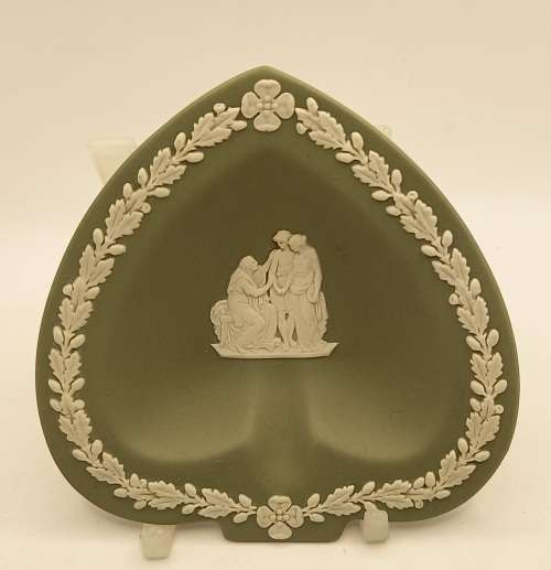 Vintage Wedgwood Green Jasperware Spade Tray Made in England 115x113mm