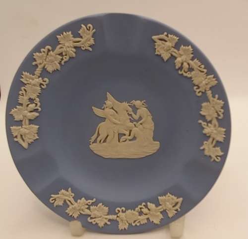 Vintage Wedgwood  Jasperware  ashtray  Made in England 115mm