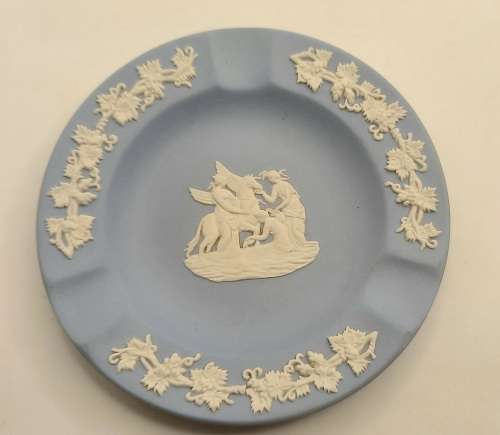 Vintage Wedgwood  Jasperware  ashtray  Made in England 115mm