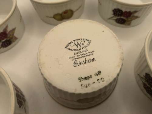 6 Royal Worcester Evesham Flameproof Porcelain Tableware Casserole Dishes - still in Box