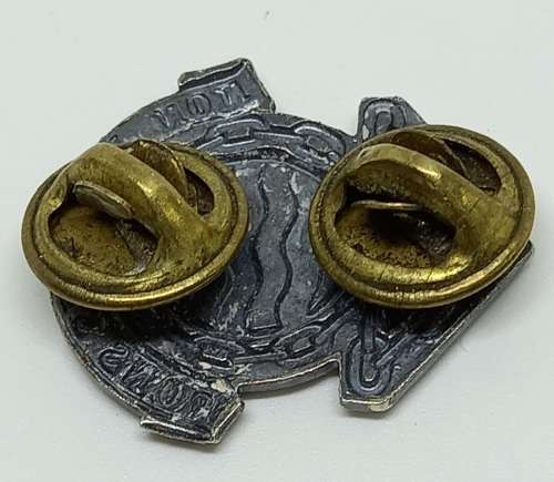 Vintage SA ORDINANCE SERVICES CORPS CAP BADGE  "FONS SINE QUA NON" ( THE INDISPENSIBLE FOUNTAIN}