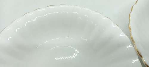 Vintage Royal Albert Val D'or -Dessert bowl  35x139mm -cracked see photos