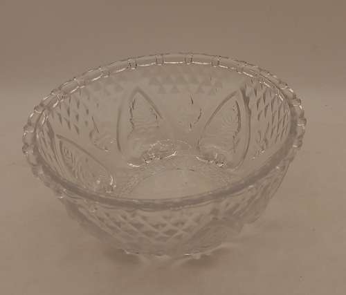 Beautiful Small Detailed Glass Bowl  55x23mm