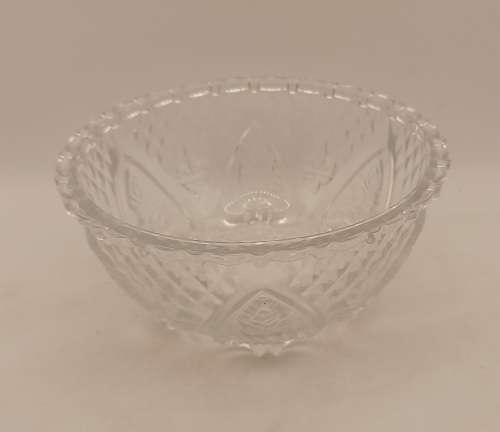Beautiful Small Detailed Glass Bowl  55x23mm