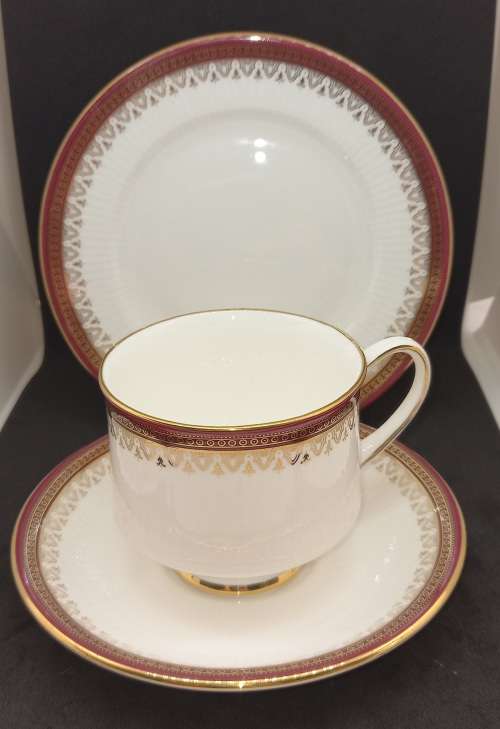 1983 Royal Albert Paragon Holyrood Fine Bone China TRIO - Mint Condition(5 available)