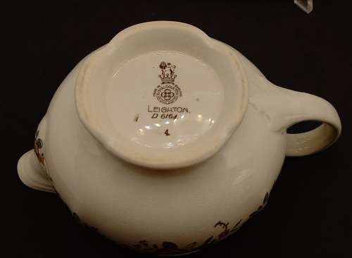 Vintage1942 to 1958  Royal Doulton Leighton (D6164)  Gravy boat with Saucer  - England