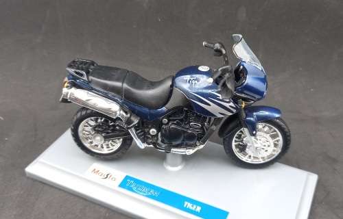 Maisto Triumph Tiger model motorcycle - (No Cover)