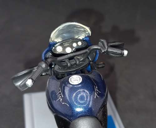 Maisto Triumph Tiger model motorcycle - (No Cover)