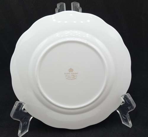 Vintage Royal Albert MONTROSE trio Fine Bone China -England - (5 Available bid is for one)