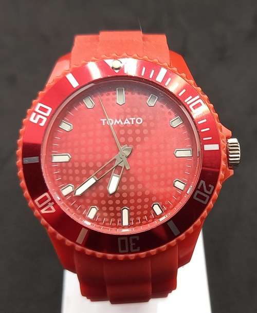 Unused Mens Red 3ATM Tomato T13-4131 Watch-Rubber Strap-Needs Battery-No Box