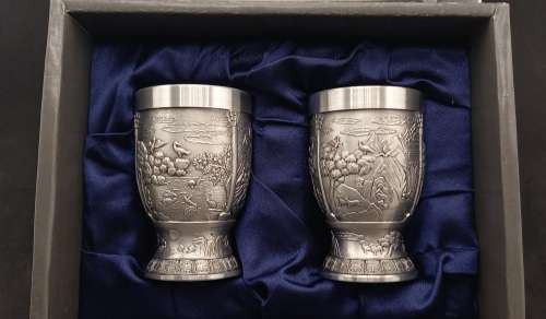 2 Detailed Renaissance Pewter Vases - Boxed 85mm- Unused