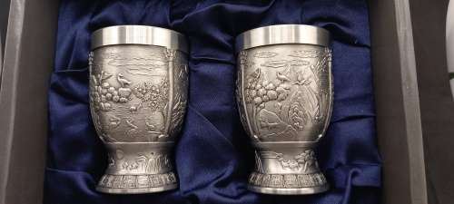 2 Detailed Renaissance Pewter Vases - Boxed 85mm- Unused