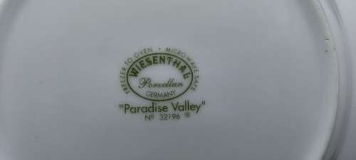 2 Vintage WIESENTHAL Porcelain Plates "Paradise Valley"No 32196-Germany - 202mm